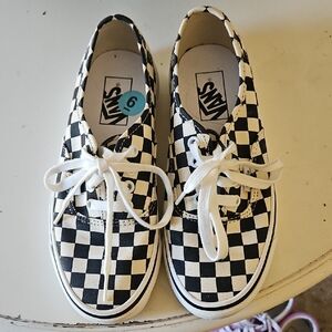 Like New Vans Black and White Checkered Shoes